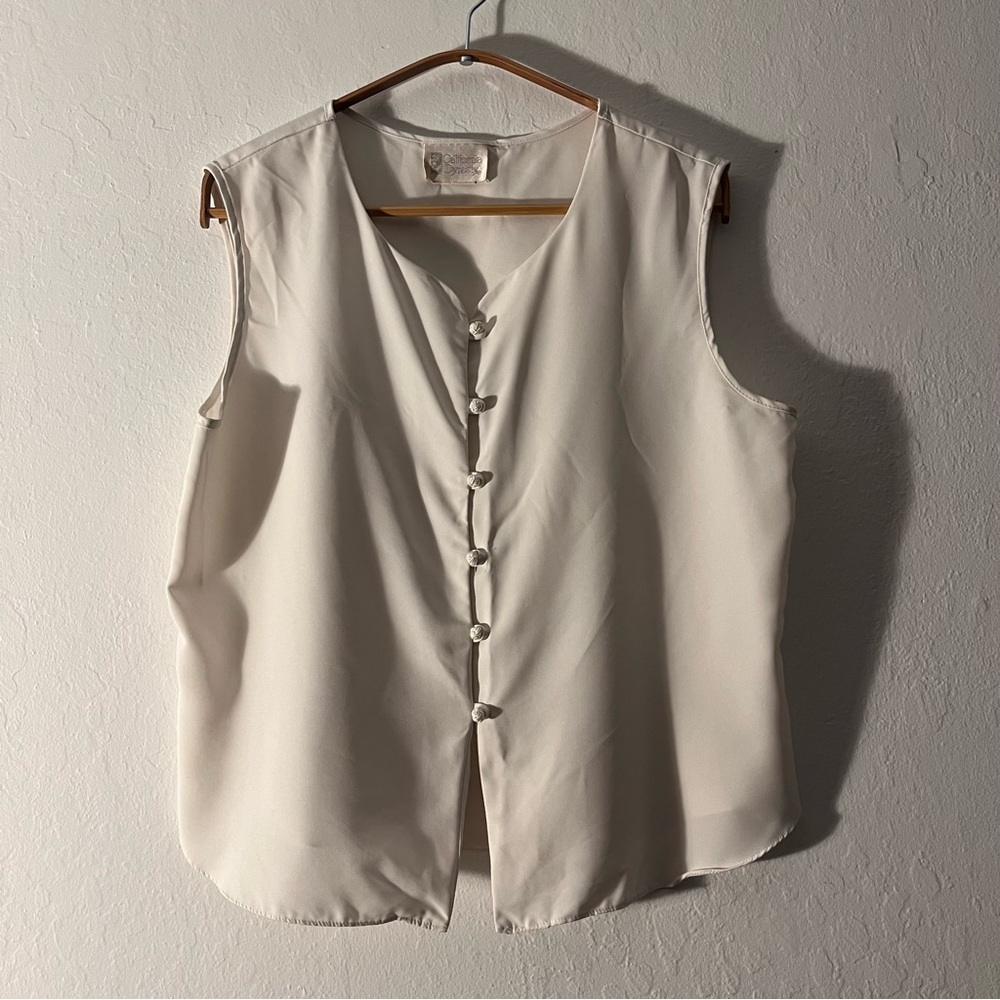 Vintage Sleeveless Cream Top, beautiful details